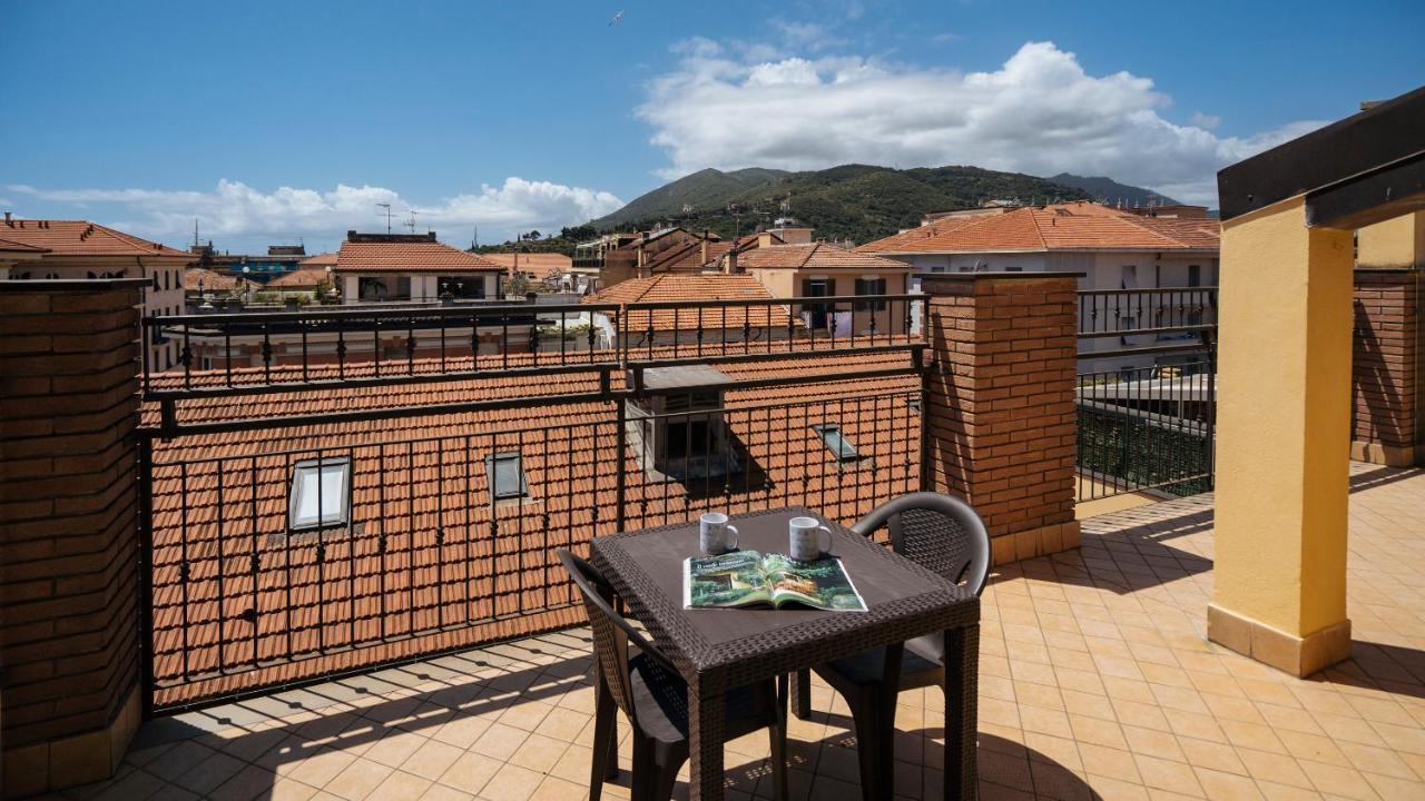 Apartmán Dei Mille 31 B Albenga Exteriér fotografie